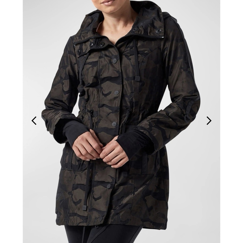 Blanc Noir Camo Print Hooded Anorak Jacket Women's Size Small